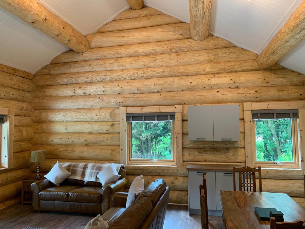 Ewes Water Log Cabins Langholm Екстер'єр фото