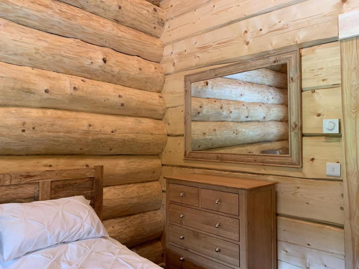 Ewes Water Log Cabins Langholm Екстер'єр фото