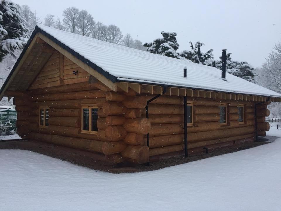 Ewes Water Log Cabins Langholm Екстер'єр фото