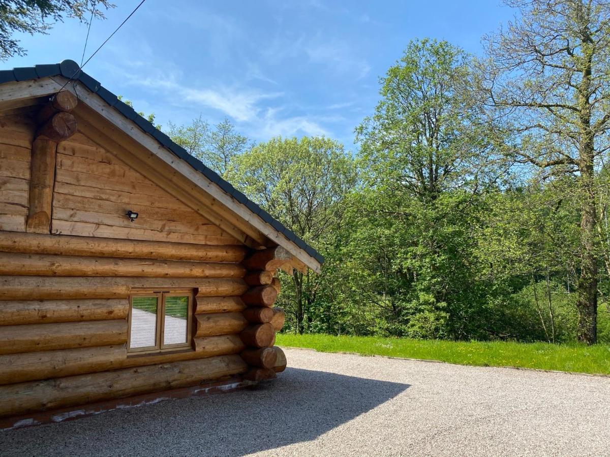 Ewes Water Log Cabins Langholm Екстер'єр фото