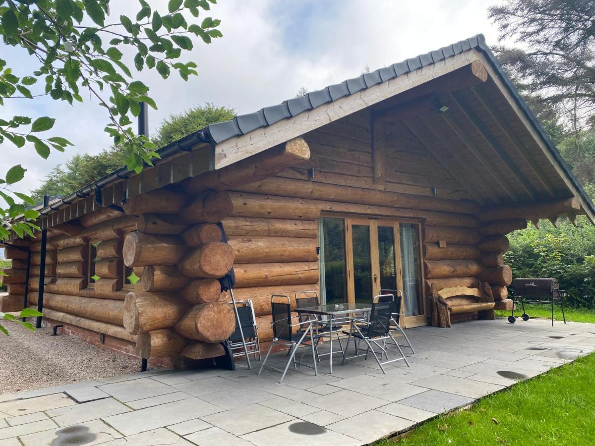 Ewes Water Log Cabins Langholm Екстер'єр фото